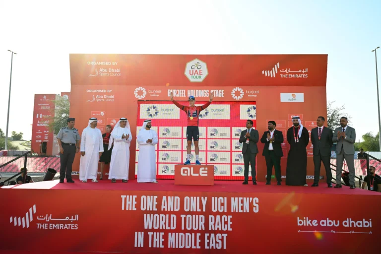 UAE Tour : résumé vidéo de la 1ère étape