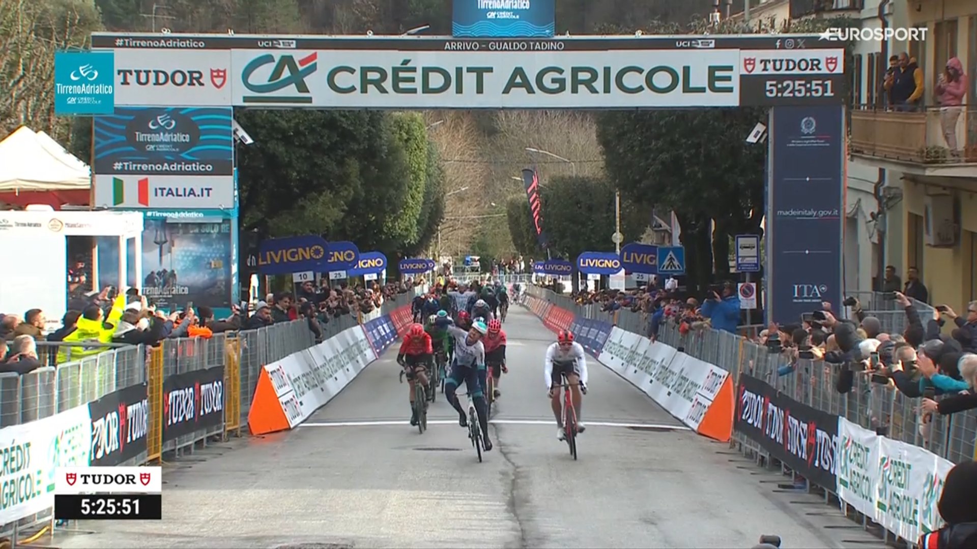 Classement de la 3ème étape de Tirreno-Adriatico, remportée par Phil Bauhaus.