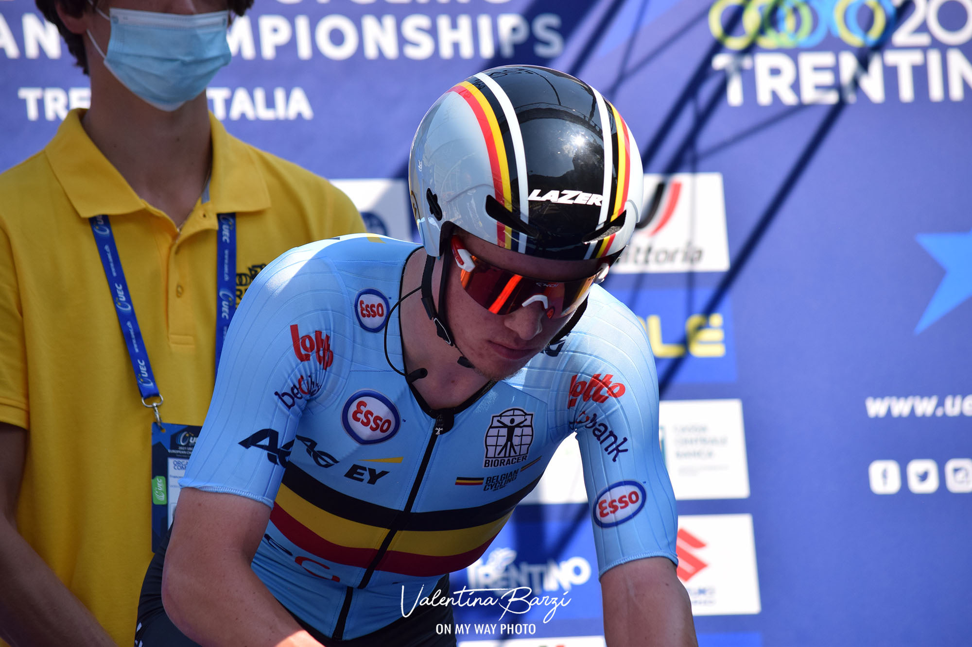 L'équipe Lotto Dstny a prolongé le contrat du coureur belge Lennert Van Eetvelt.