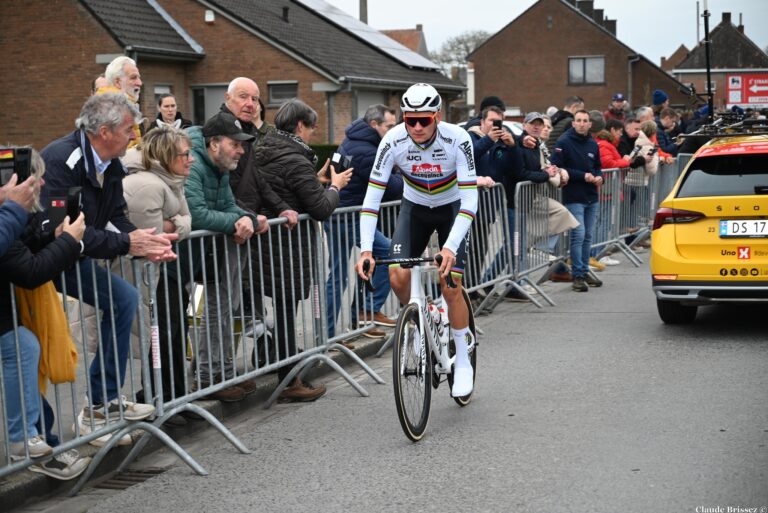 Van der Poel, un boulevard pour le succès au Tour des Flandres ?