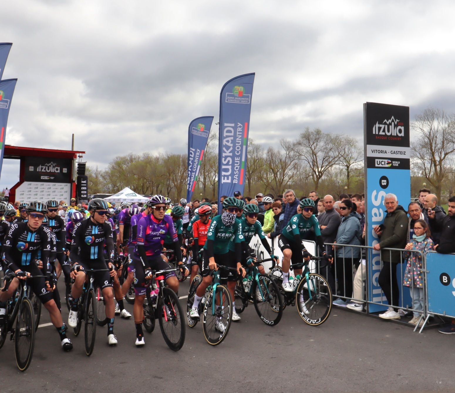 Liste des engagés de l'Itzulia Basque Country - Tour du Pays Basque