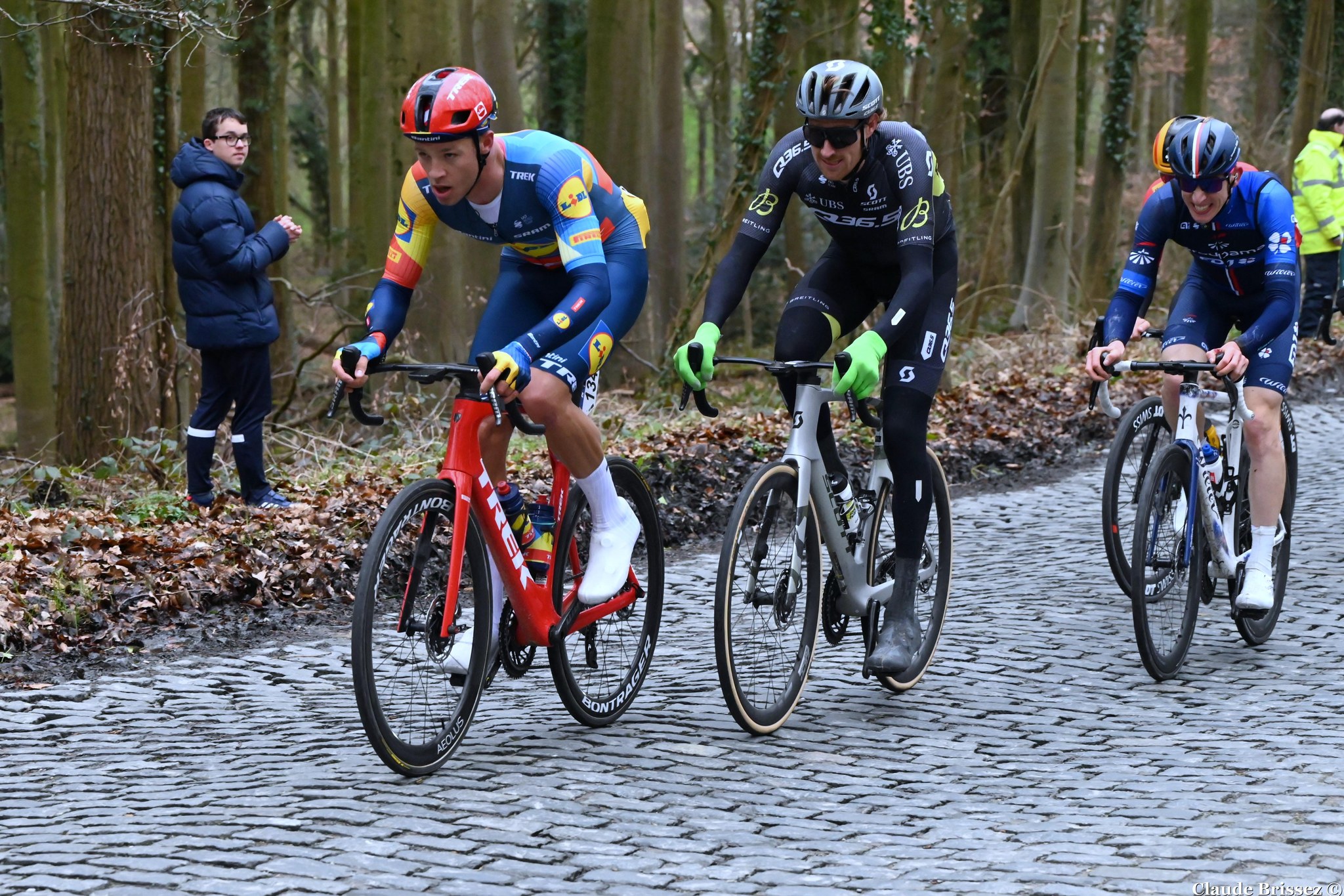 Compo des équipes Tudor Pro Cycling Team, Bahrain Victorious et Lidl Trek pour le Tour d'Italie 2024