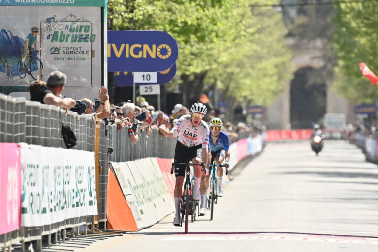 Giro d’Abruzzo : le final de la 4ème étape en vidéo