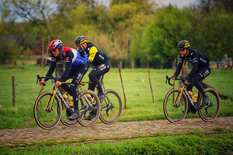 Dylan van baarle ne prendra pas le départ de Paris-Roubaix