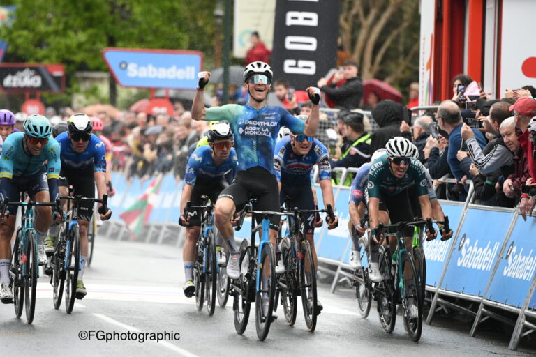 Itzulia Basque Country – Lapeira remporte la 2ème étape