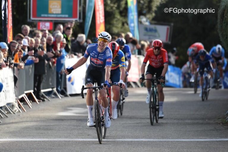 Axel Laurance au départ d’une nouvelle course UCI à New York