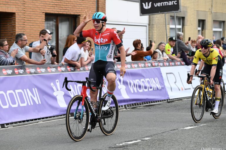 Arnaud De Lie remporte le Circuit de Wallonie