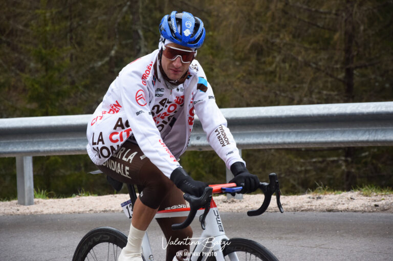 Geoffrey Bouchard a quitté le Tour d'Italie lors de la 1ère étape