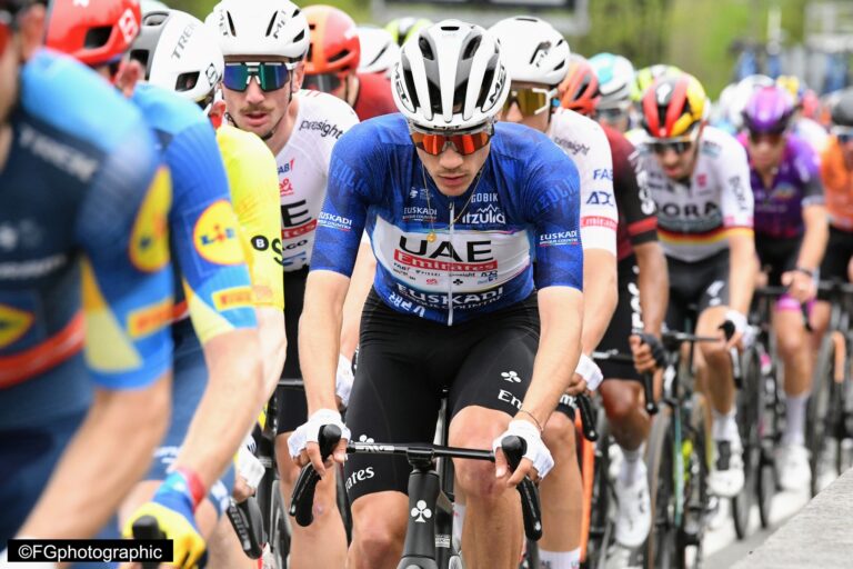 Tour d'Italie : la Dream Team UAE autour de Juan Ayuso