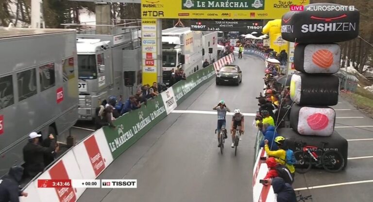 Lenny Martinez remporte la 4ème étape du Tour de Romandie