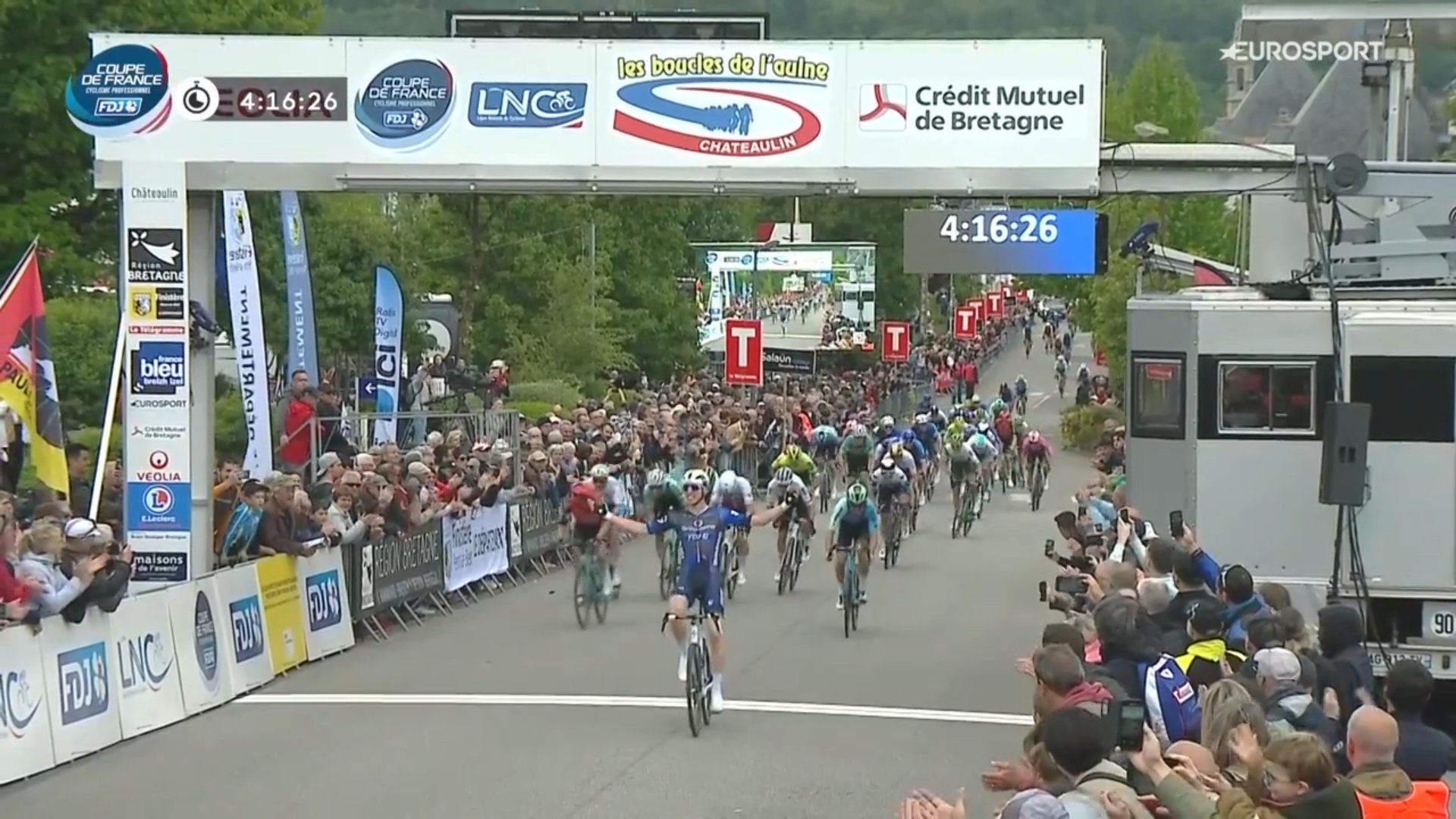 Lewis Askey remporte les Boucles de l'Aulne