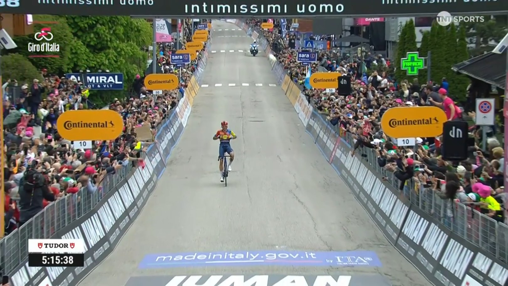 Carlos Verona remporte la 15ème étape du Tour d'Italie
