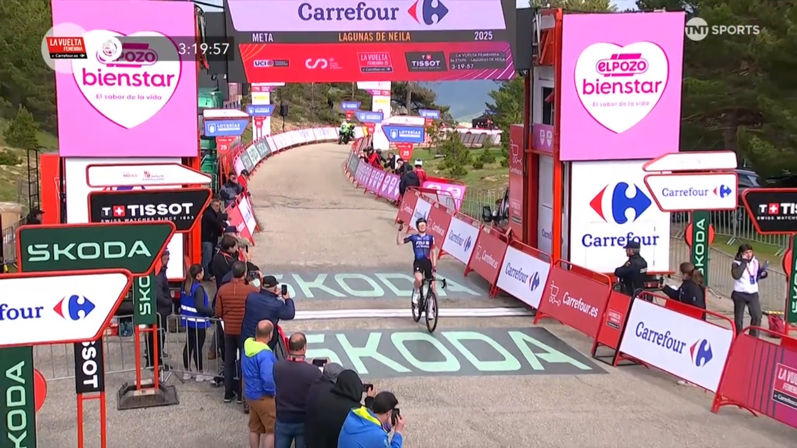 Demi Vollering a remporté la 5ème étape de la Vuelta Femenina
