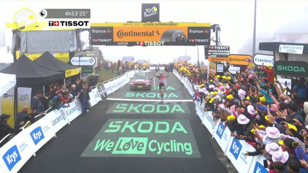 Thymen Arensman gagne la 14ème étape du Tour de France