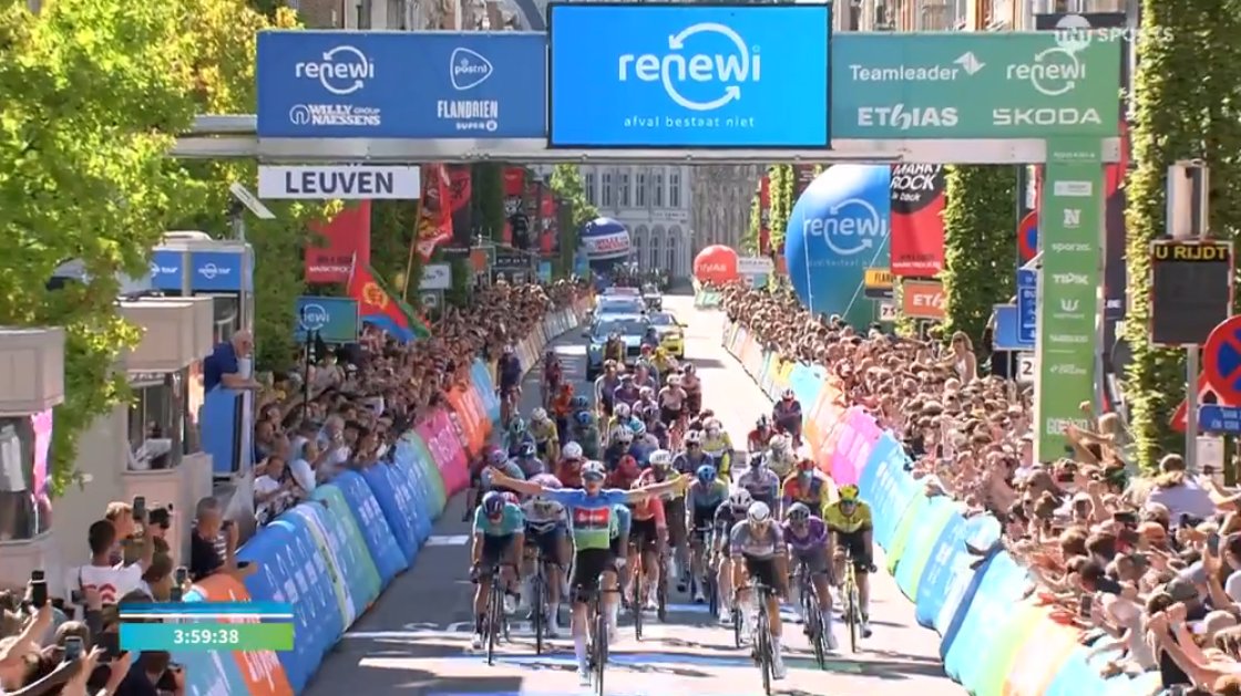 Arnaud De Lie remporte la 5ème étape du Renewi Tour