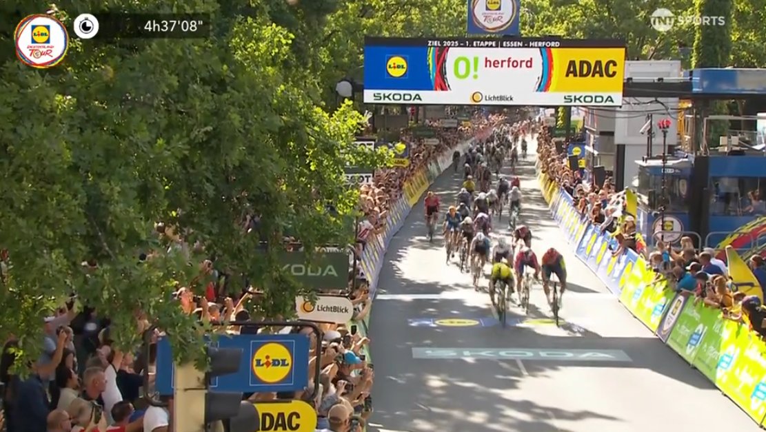 Jonathan Milan gagne la 1ère étape du Deutschland Tour
