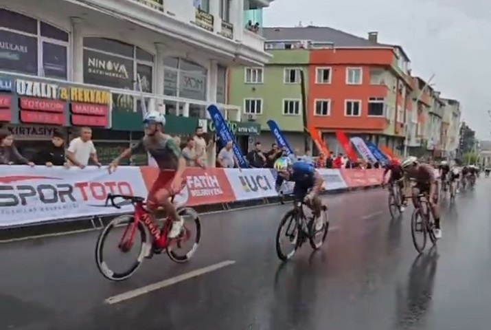 Giovanni Lonardi gagne la 3ème étape du Tour of Istanbul