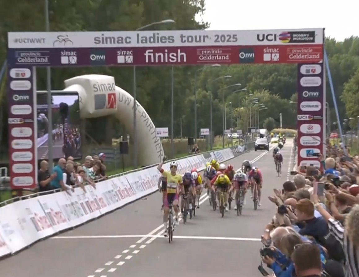 Lorena Wiebes signe le triplé sur le Simac Ladies Tour