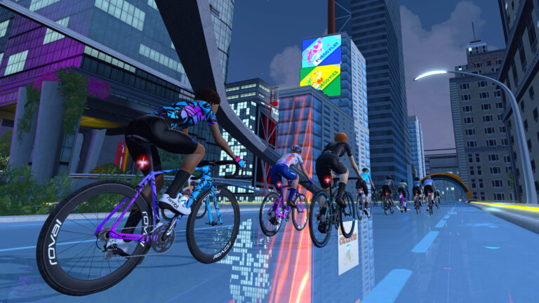 Cyclistes virtuels sur la nouvelle extension de la carte New York sur Zwift