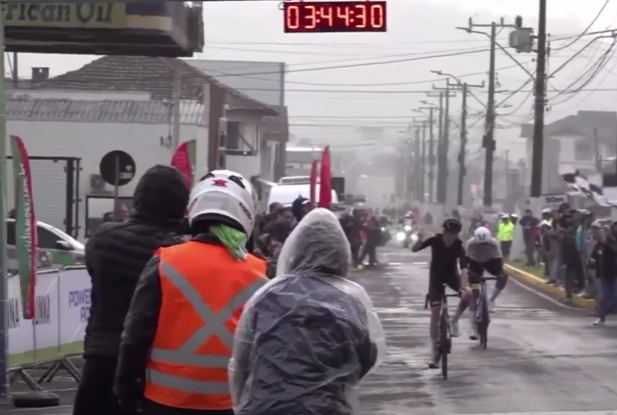 Volta Santa Catarina 2025 : Stefan Bennett gagne la 3ᵉ étape