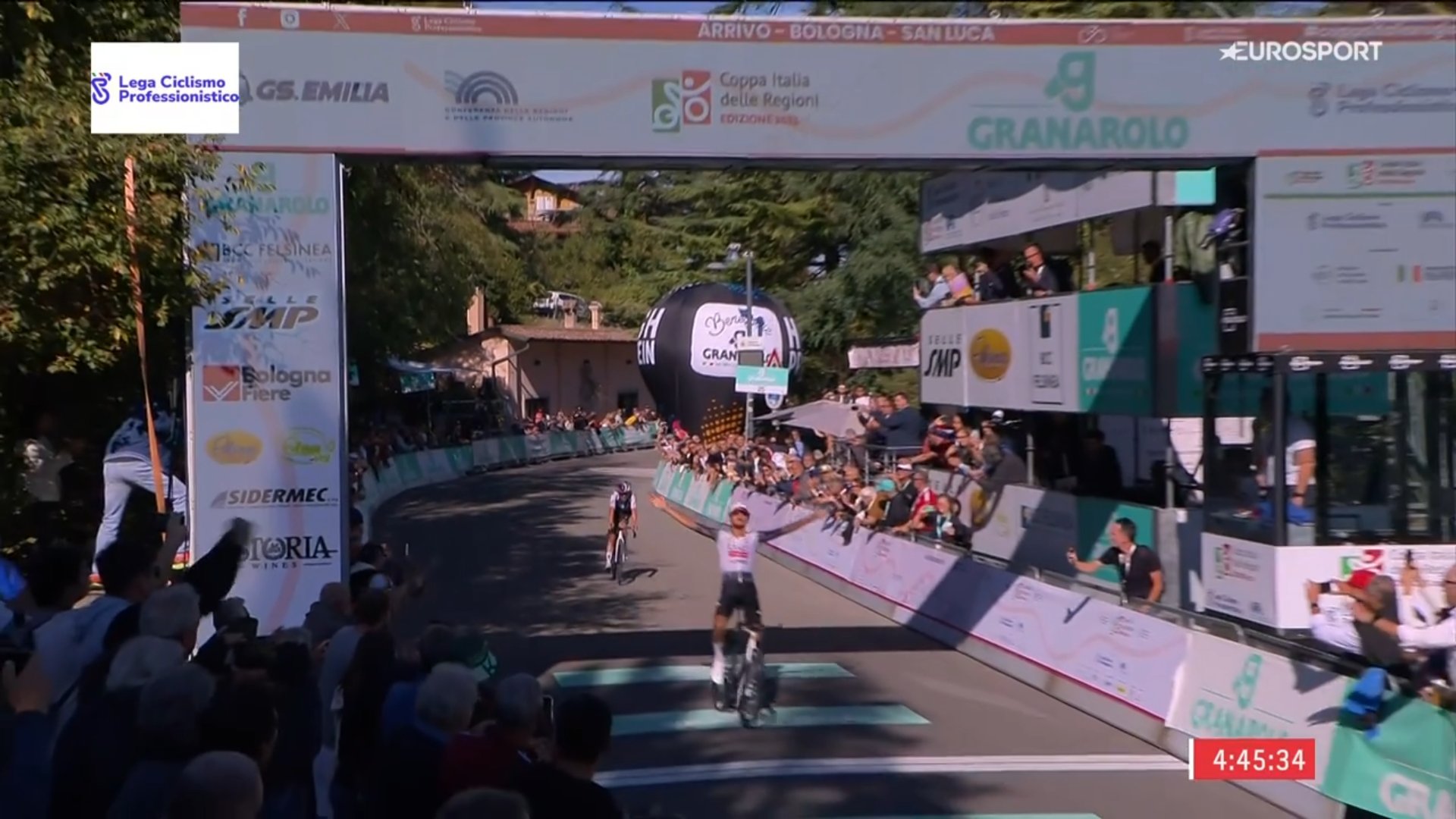 Isaac Del Toro remporte le Giro dell Emilia