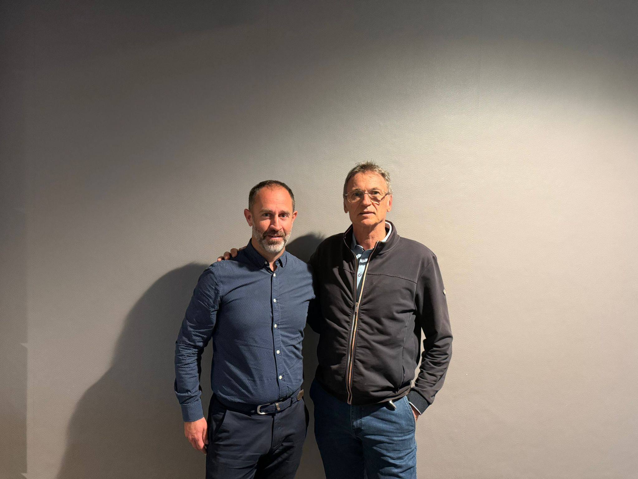 Éric Dudoit et Nicolas Rougeon lors du passage de relais à Poitou-Charentes Animation