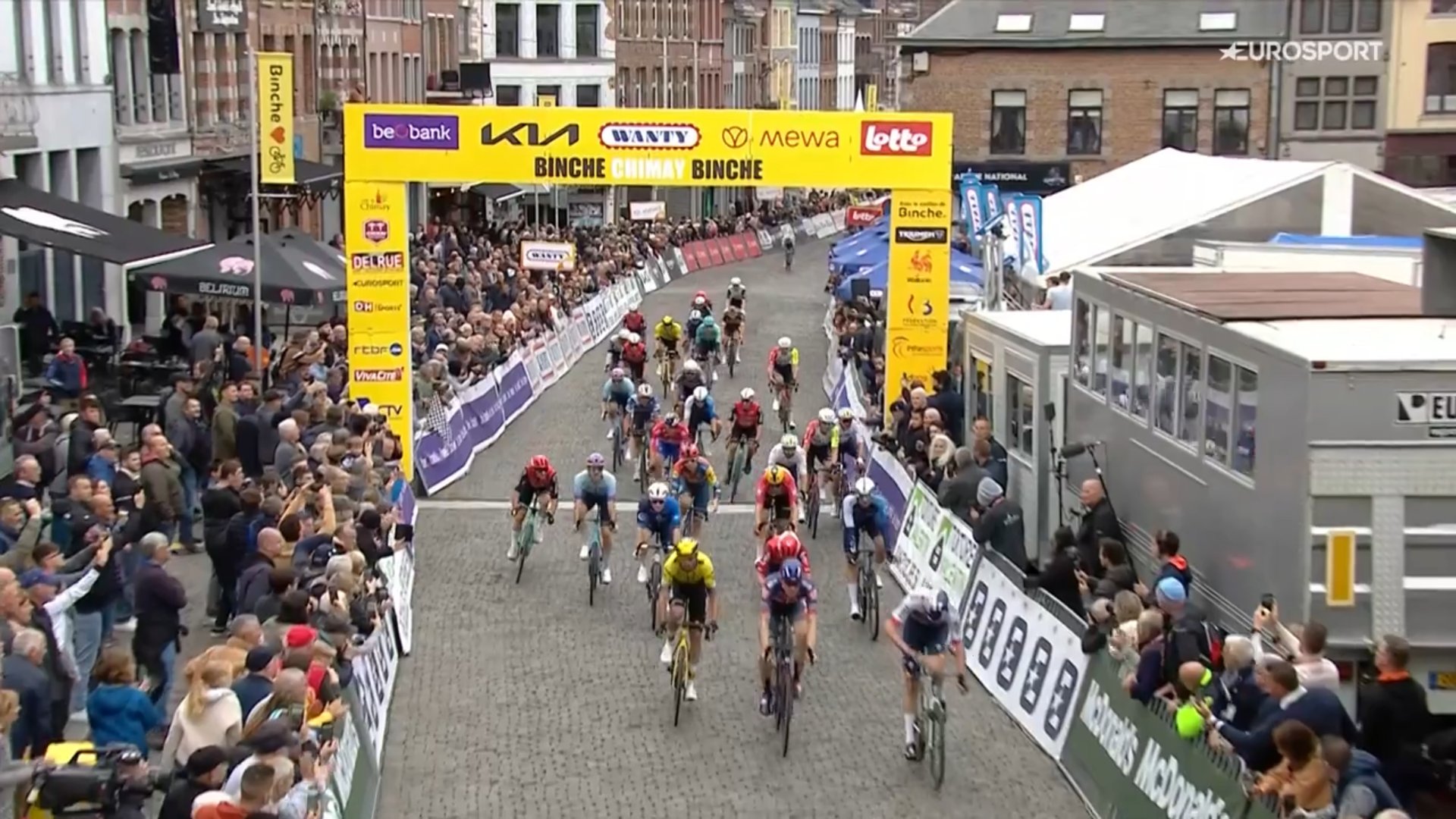 Jordi Meeus remporte Binche-Chimay-Binche