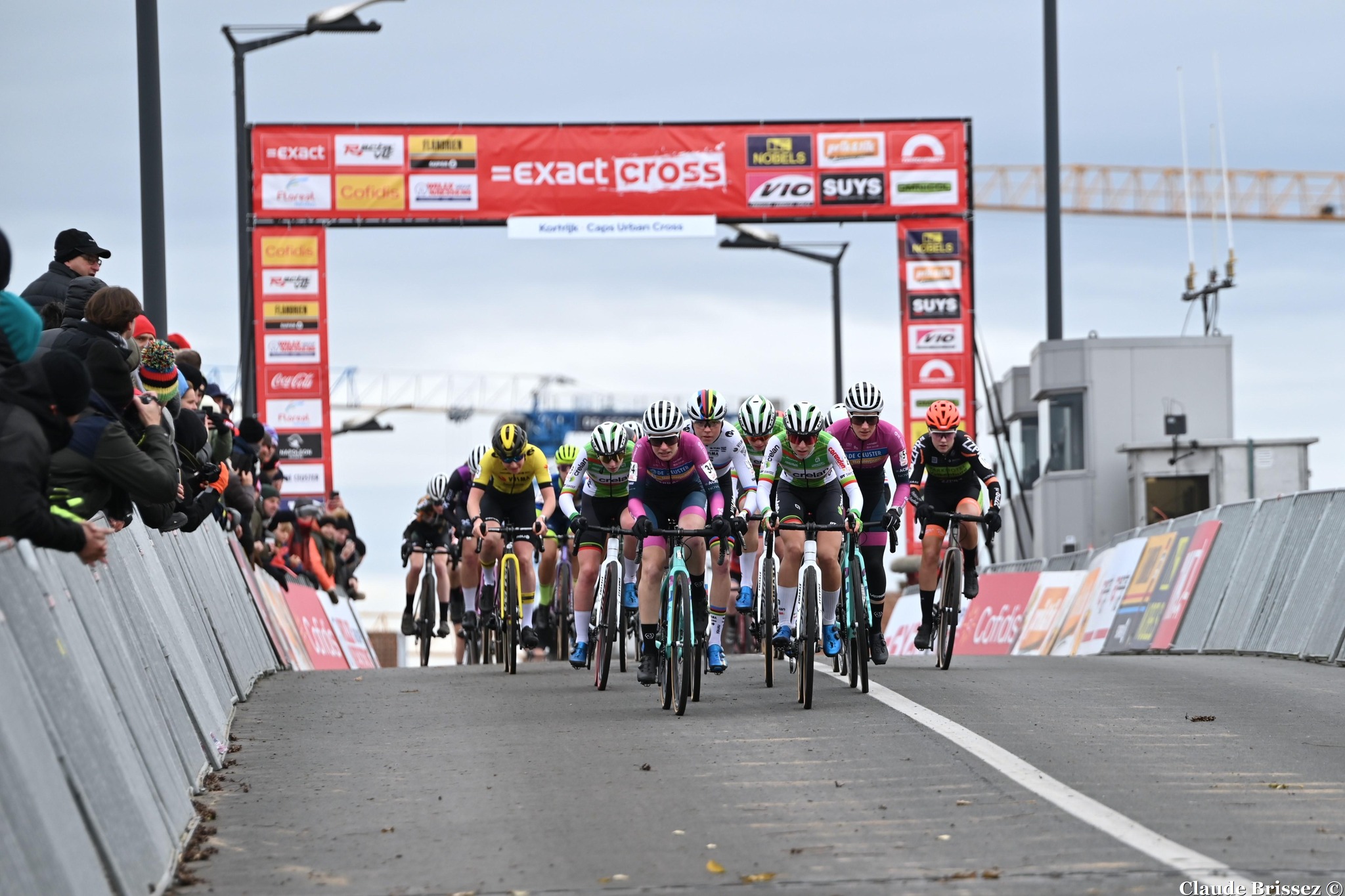 Résultats du cyclo-cross international du 26 octobre 2025 : vainqueurs à Albi, Contern, Mettmenstetten, Podbrezová, Salvirola et Vila Real.