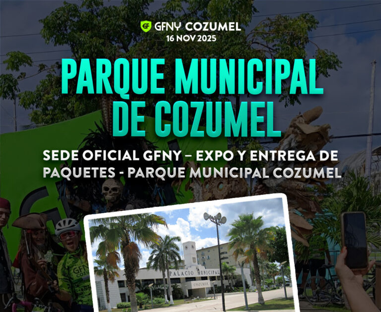 Peloton roulant sur le littoral de Cozumel lors d’un événement GFNY.