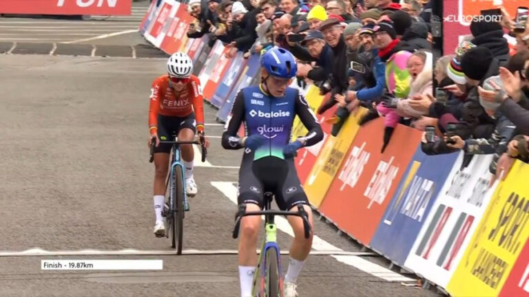 Lucinda Brand lors de la Coupe du monde de cyclo-cross à Anvers