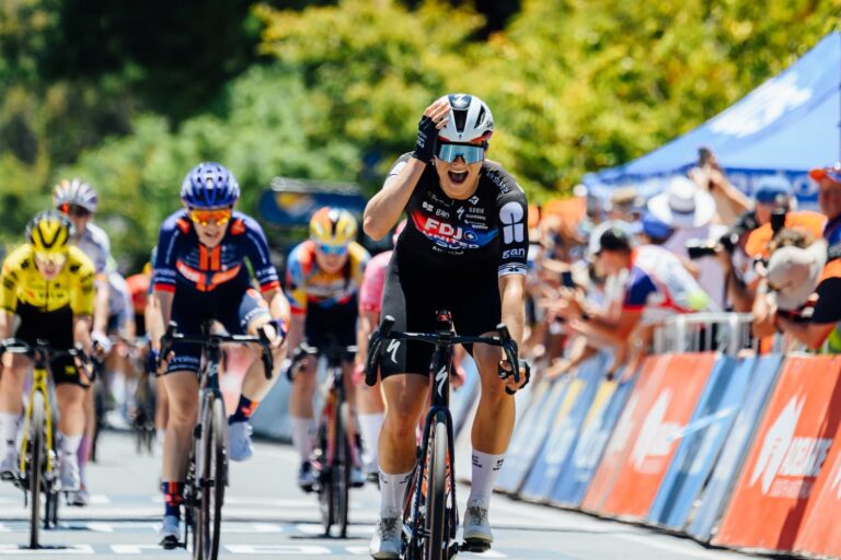 Ally Wollaston remporte la 1re étape du Tour Down Under 2026 à Willunga