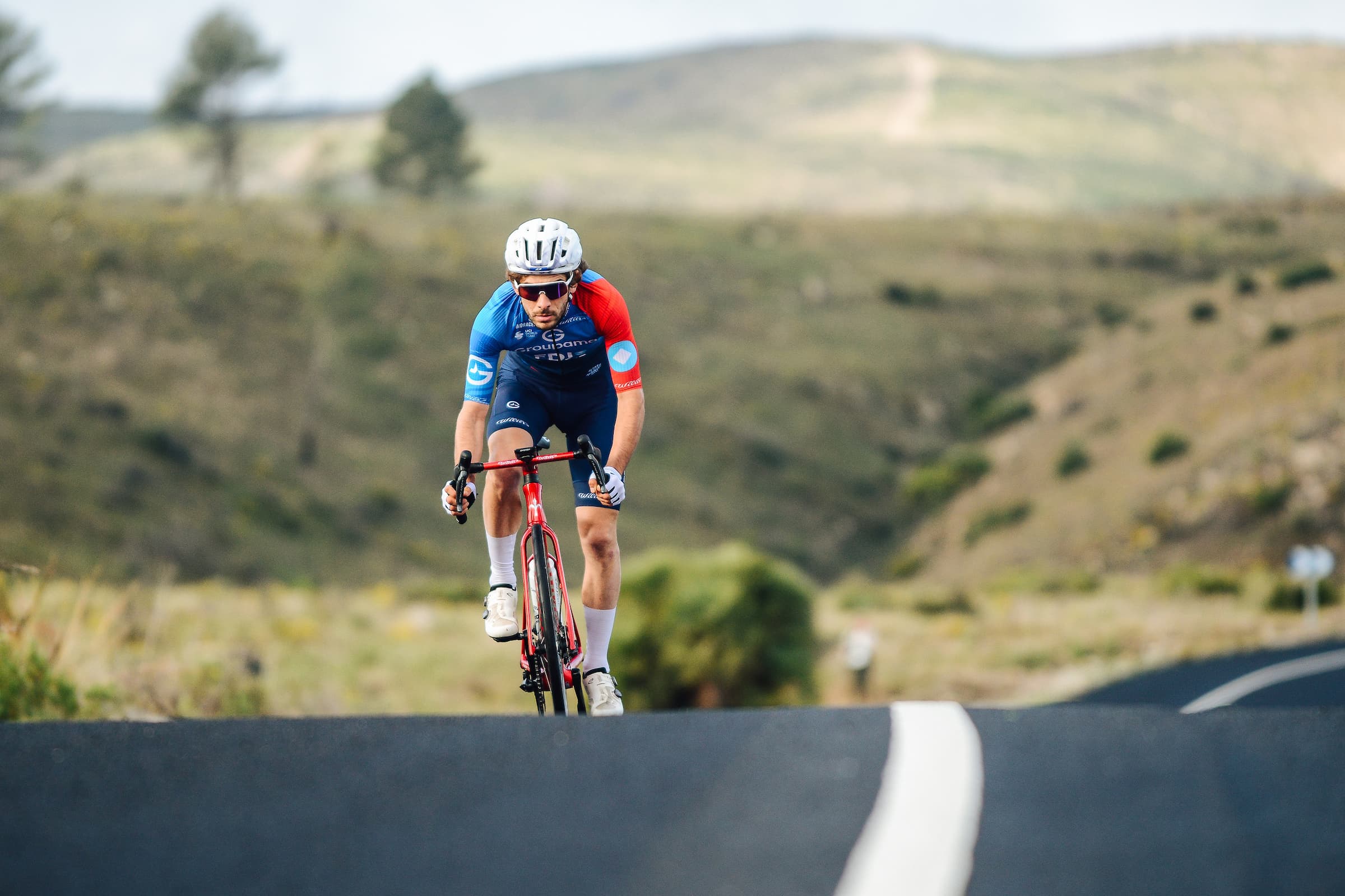 Coureur Guillaume Martin-Guyonnet en séance d’entraînement avant la saison 2026