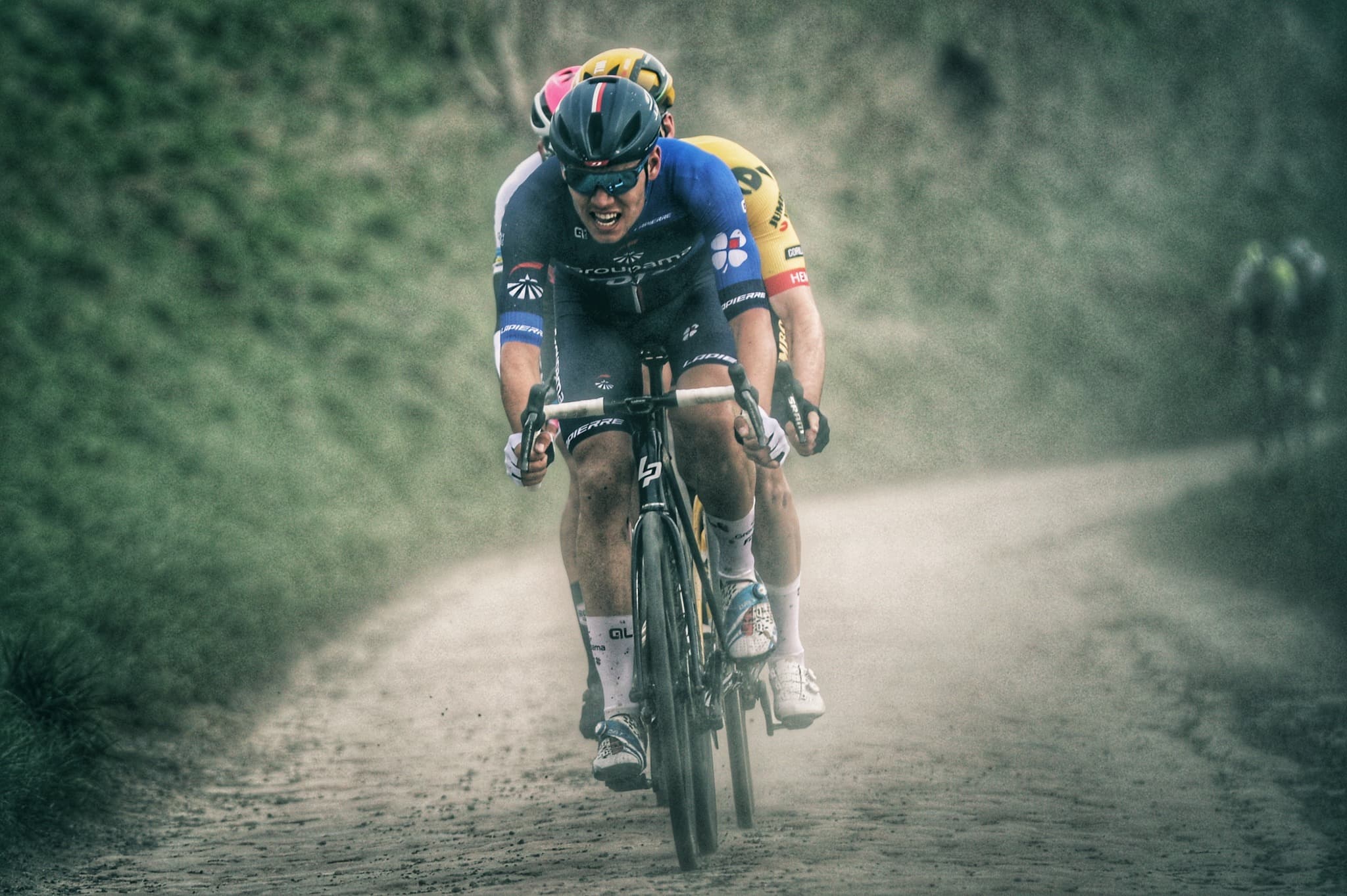 Clément Davy sous les couleurs de Groupama-FDJ lors d’une course WorldTour