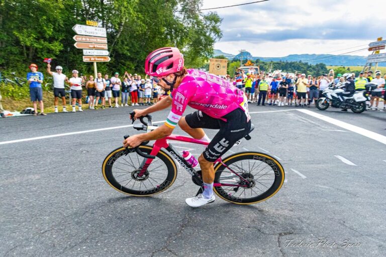 Ben Healy sous le maillot EF Education-EasyPost
