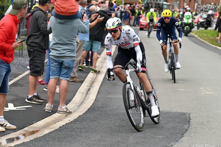 Pavel Sivakov en course, vainqueur de la Vuelta a Andalucía 2025