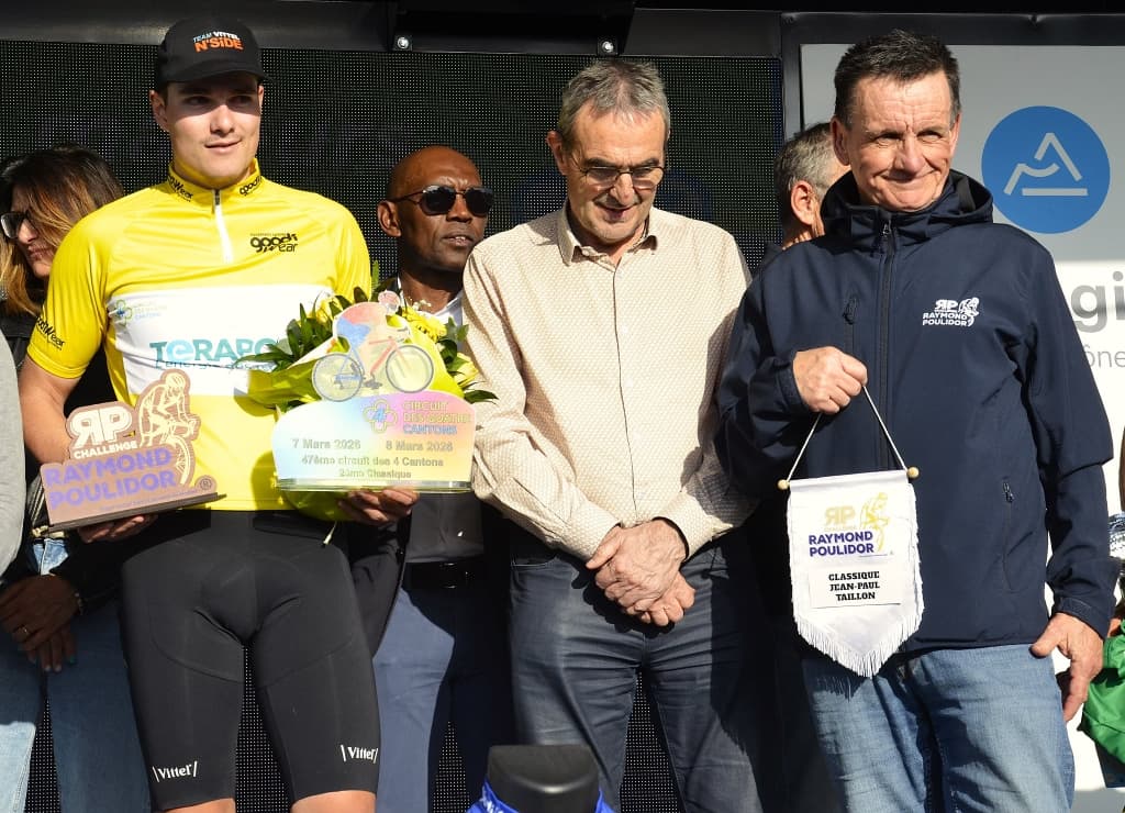 Coureur de l’équipe Vittel N'Side lors d’une course du Challenge Raymond Poulidor