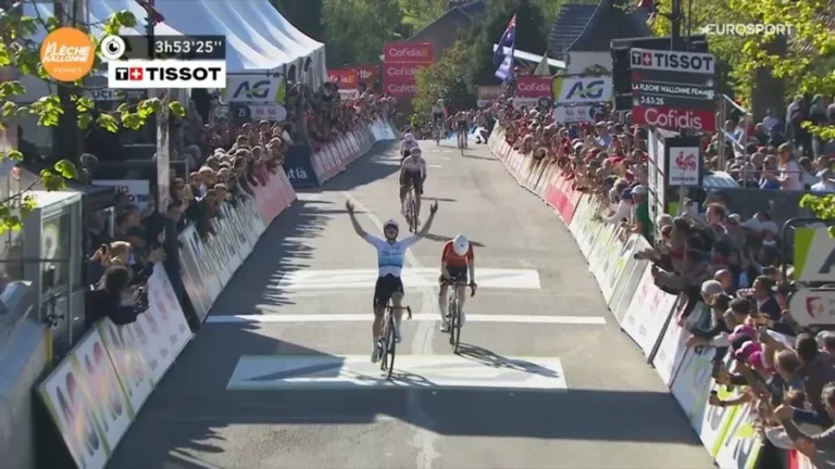 Demi Vollering victoire Mur de Huy