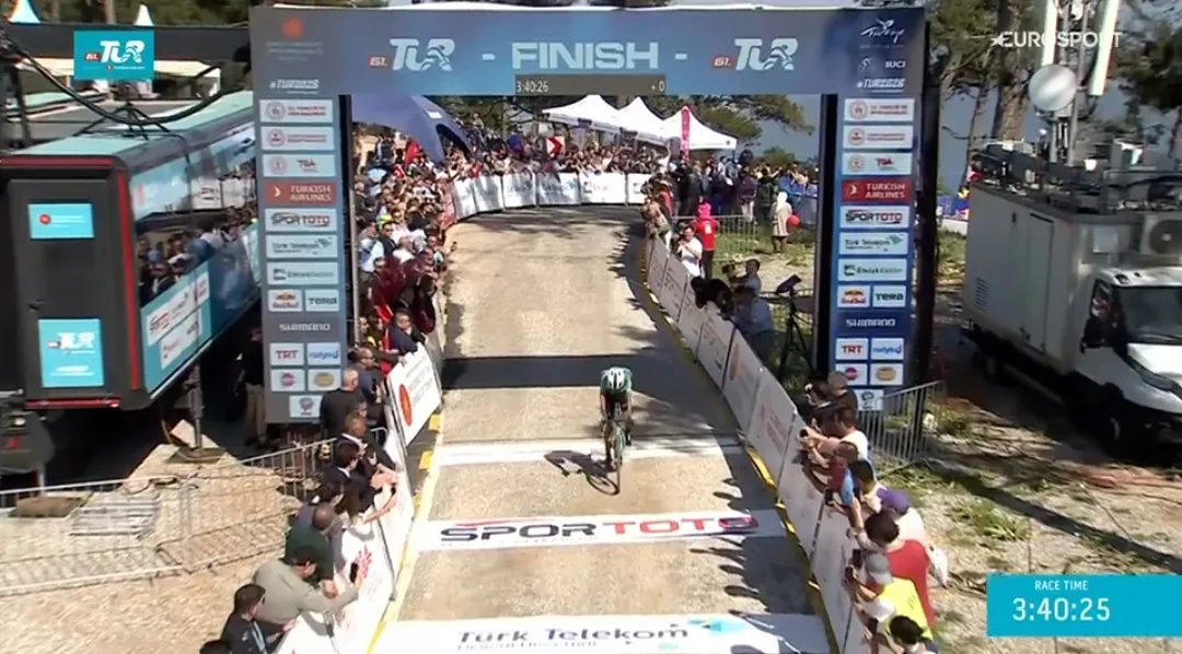 Ivan Sosa lors d’une course cycliste sur route