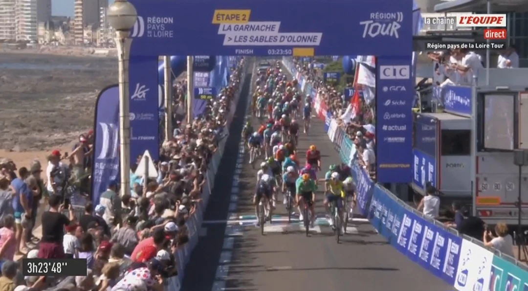 Ethan Vernon remporte la 2ème étape du Région Pays de la Loire Tour