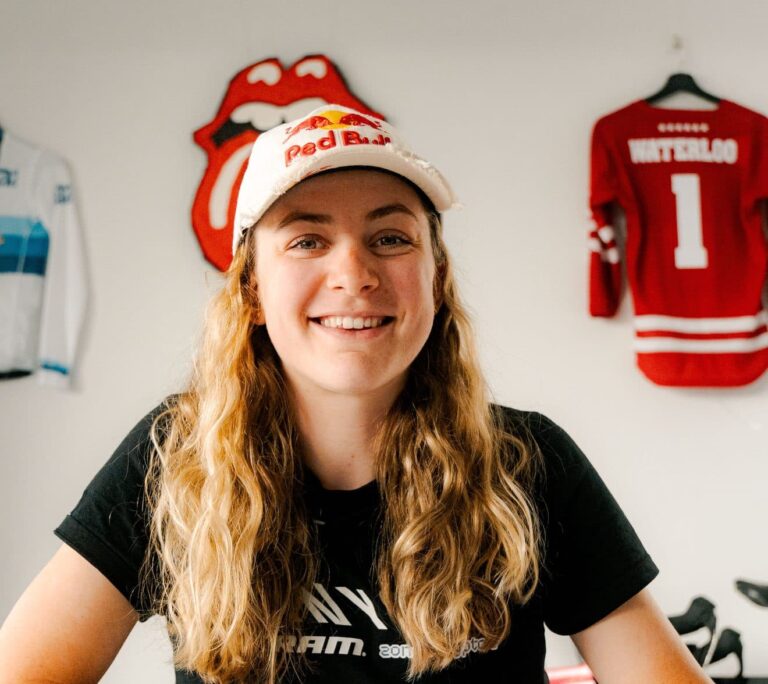 Zoe Bäckstedt prolongation CANYON SRAM 2028