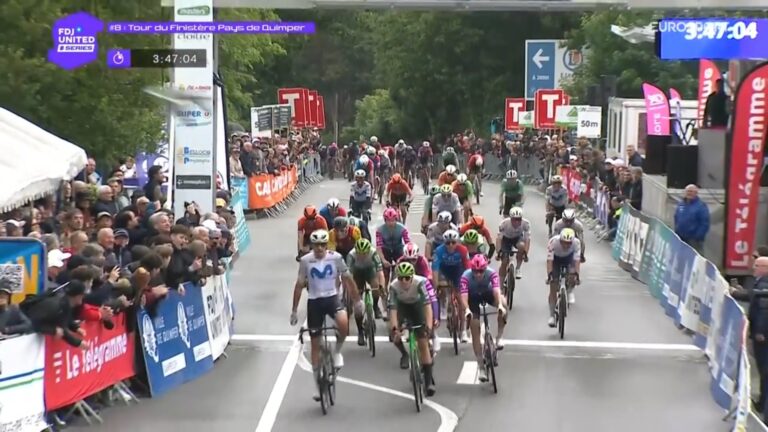Jon Barrenetxea vainqueur du Tour du Finistère 2026 à Quimper