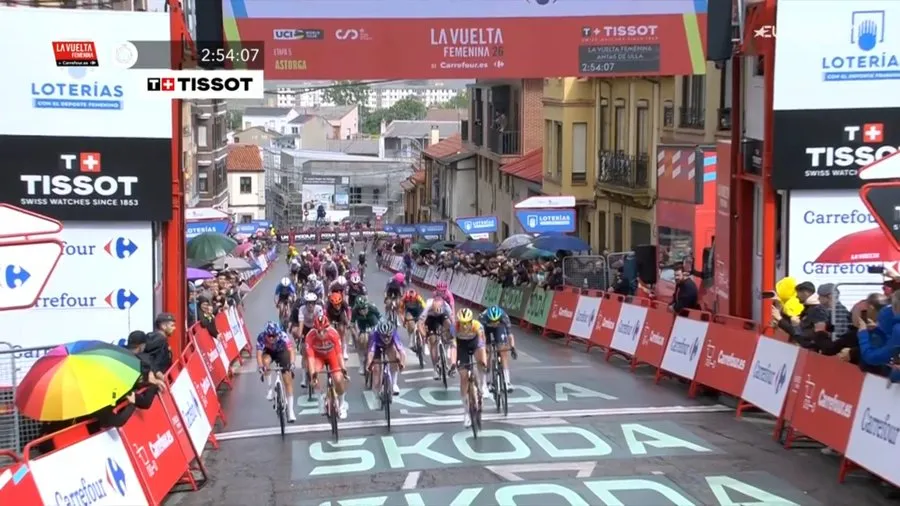 Mischa Bredewold s’impose au sprint lors de la 5e étape de la Vuelta España Femenina.