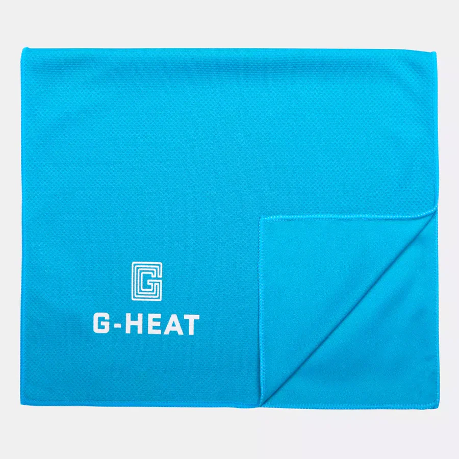 Serviette rafraîchissante G-Heat utilisée comme accessoire sportif