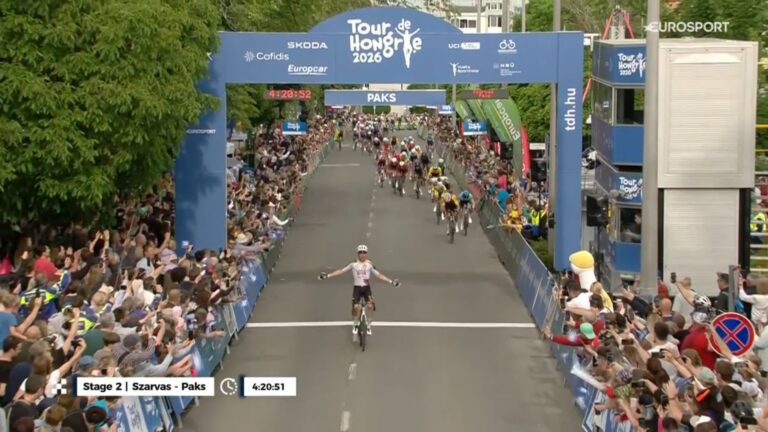 Benoît Cosnefroy vainqueur de la 2e étape du Tour de Hongrie 2026