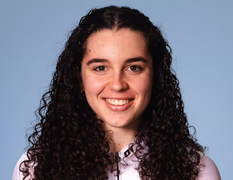 Jasmin Liechti lors d’une course cycliste féminine.