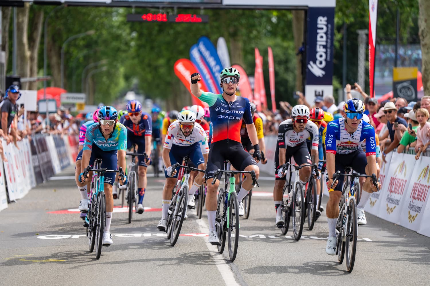 Olav Kooij vainqueur de la 1re étape des Boucles de la Mayenne