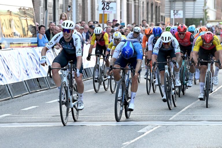 Matteo Moschetti lors d’une course cycliste professionnelle