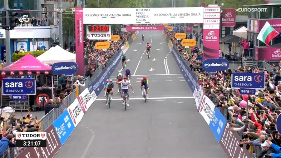 Paul Magnier vainqueur de la 1ère étape du Giro d’Italia 2026 au sprint