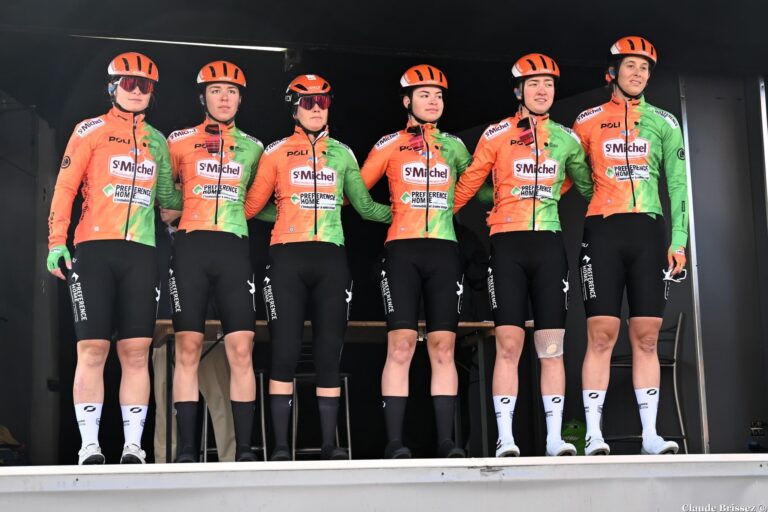 Coureuses de l’équipe St Michel – Preference Home – Auber 93 en course