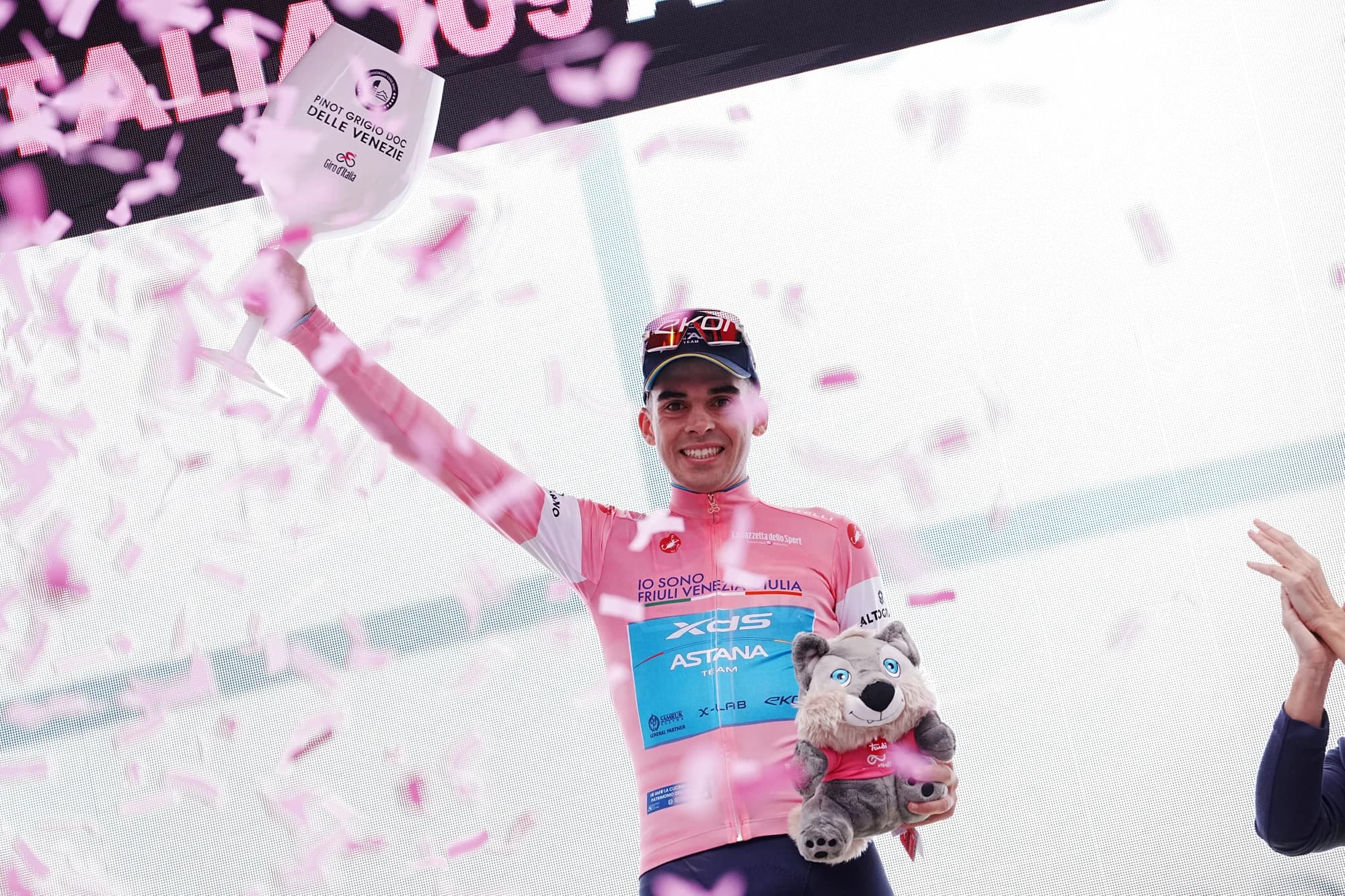 Giro Thomas Silva avec le maillot rose après la 3e étape